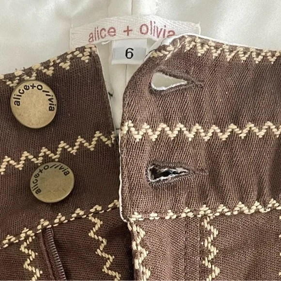❌ SOLD ❌ ALICE + Olivia Embroidered Flare Trousers Brown Size 6 - Picture 6 of 8